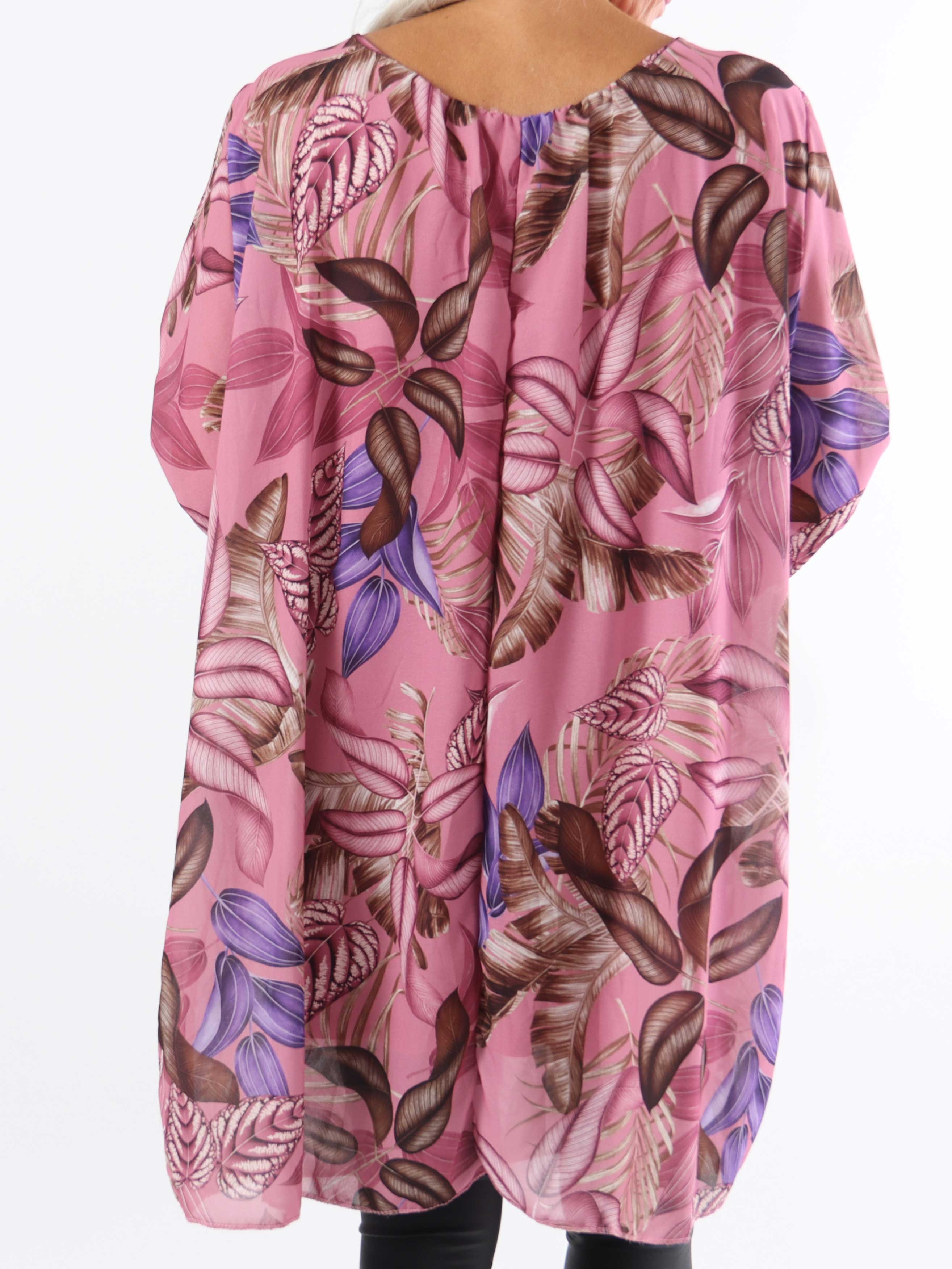 Lola - Sød plus size tunikakjole med bladmønster